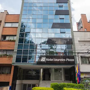 laureles-plaza.colombiamedellinhotels.com/